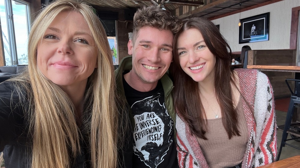 Finding Serious Connections on Throuple Dating Sites